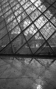 Jeux optiques au Louvre