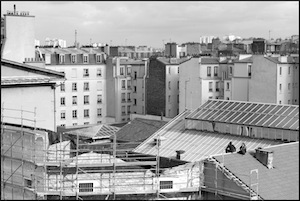 Couvreurs  sur  les  toits  de  Paris