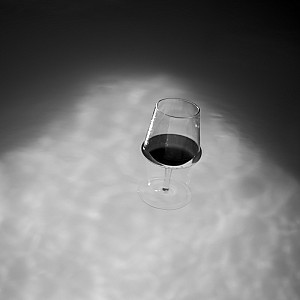 Mettre du vin dans son eau